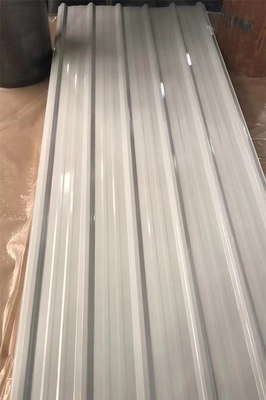 1050mm Farbüberzogenes Überdachungsblatt runzelte Stahlblech-Standard ASTM
