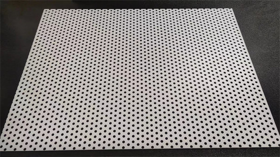 0.8mm perforiertes Aluminiumblatt AA1060, AA1100, AA3003 Schwarzweiss